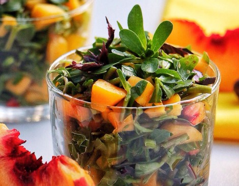 Farklı Salata Tarifleri Semizotlu Şeftalili Salata