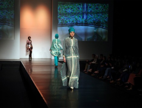 Itang Yunasz Jakarta