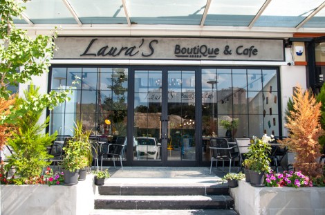 Laura's Boutique & Cafe