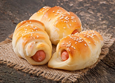 Sosisli Çörek Tarifi 