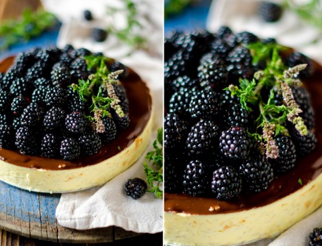 Çikolatalı ve Böğürtlenli Cheesecake 