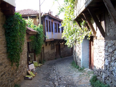 Osmanlı Evleri ve Osmanlı'da Ev Yaşamı