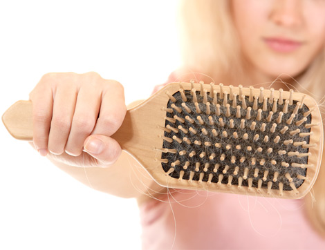 Saç Dökülmesini Engellemek İçin Ne Yapmalı?