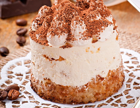 İki Farklı Sunumuyla Tiramisu Kek