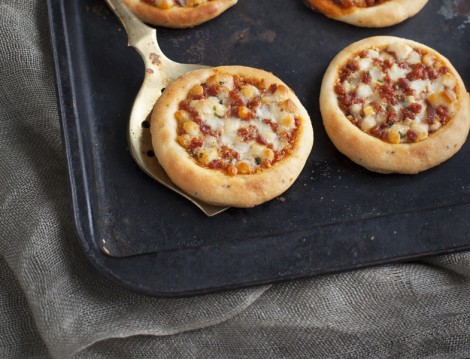 Atıştırmalık Acılı Mini Pizza  