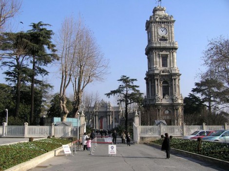 İstanbul'un Kuleleri (Dolmabahçe Saat Kulesi)