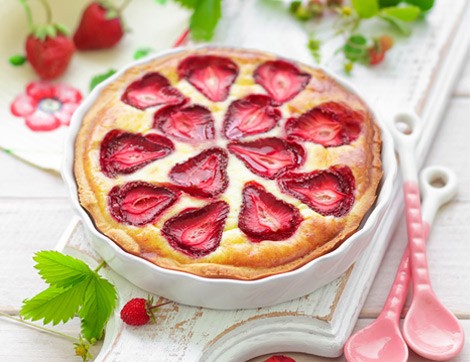 Mevsimin En Güzel Meyvesi Çilekle Tart