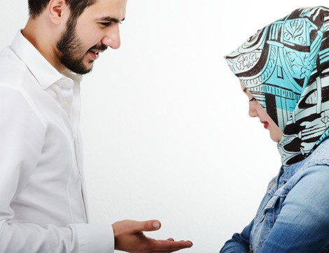 Eşinizle Doğru İletişim Kurmak İçin Taktikler