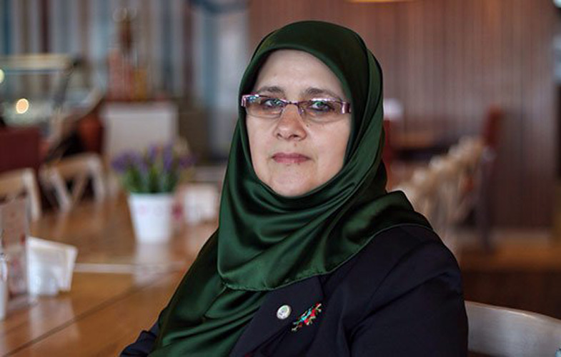 Başörtülü Milletvekili Hüda Kaya
