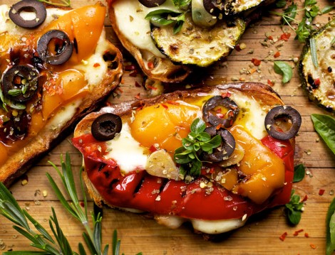 Sebzeli Ekmek Pizzası Tarifi 