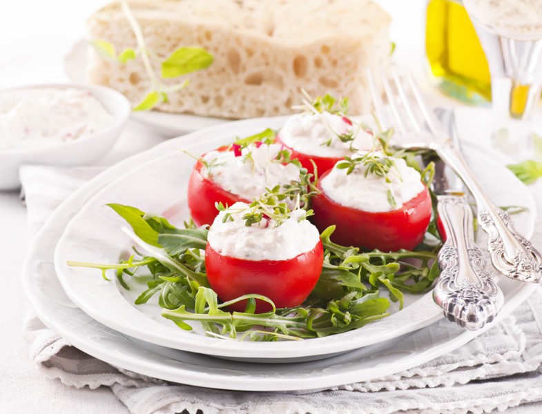 Peynirli Domates Dolması