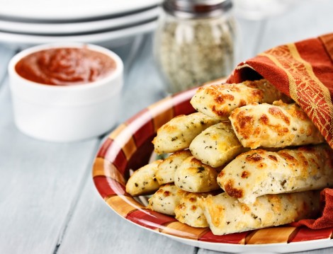 Sarımsaklı-Peynirli Ekmek Tarifi