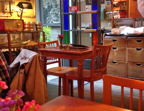 Ara Kafe: Yeni Beyoğlu Klasiği