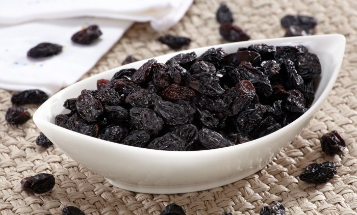 Hadislerde Tavsiye Edilen Kurutulmuş Besinler- Kara Üzüm