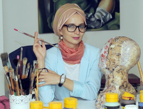 Ressam Fatma Zeynep Çilek