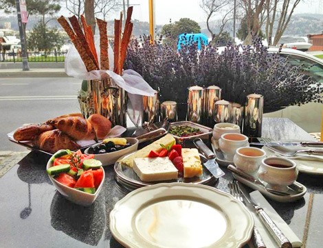 Dolce Cafe; Boğaz Hattının En Şık Adresi