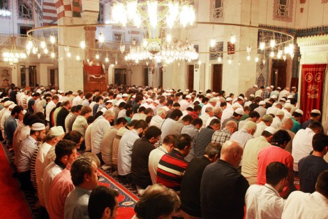 Mevlid Kandili Nedir ve Mevlid Kandili İbadetleri 2016