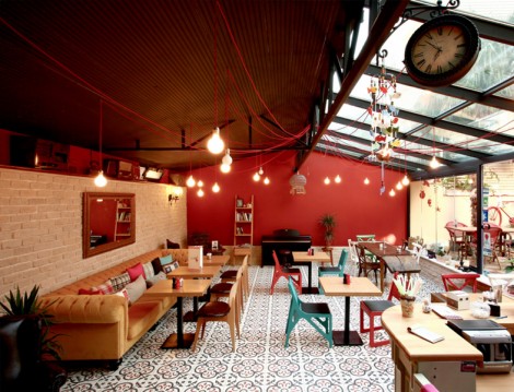 Alkolsüz Mekanlar Üsküdar Seratonin Cafe 