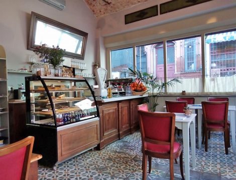 Alkolsüz Mekanlar Aziz Cafe Balat