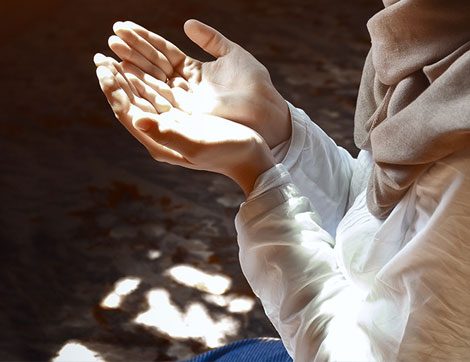 Berat Gecesinde Nasıl İbadet ve Dua Etmeliyiz?