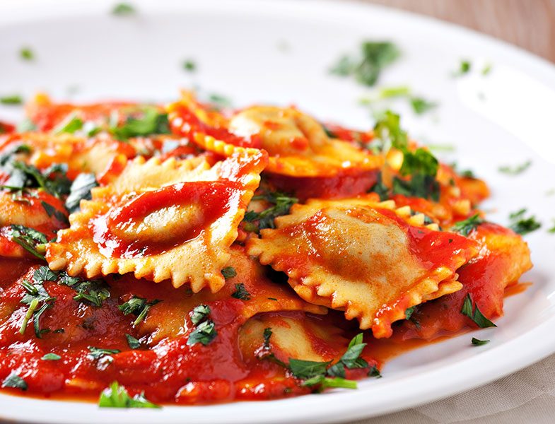 Domates Soslu Peynirli Ravioli