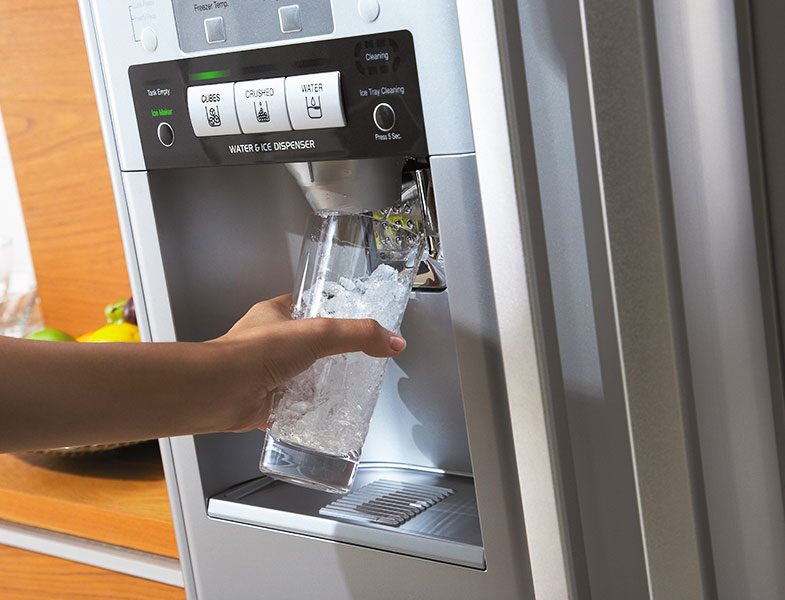 Hitachi Buzdolabı Soğuk Su ve Buz Pınarı