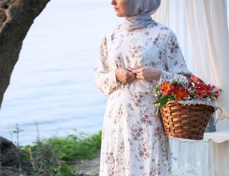 Günlük Giyimin Vazgeçilmezi Uzun Elbiselerle 6 Farklı Stil