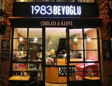 El Yapımı Bayram Çikolataları 1983 Beyoğlu Çikolata & Kahve