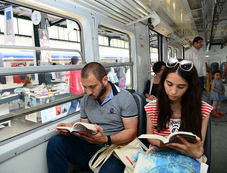 Haydarpaşa Tren Garında Kitap Günleri