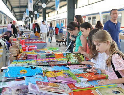 Haydarpaşa Tren Garında Kitap Günleri