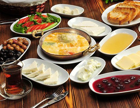 2016’nın 5. İftar Menüsü ve Sahur İçin Sebzeli Omlet Tarifi