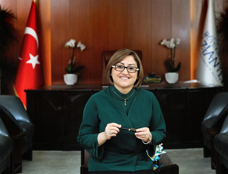 Fatma Şahin Önsözüyle Hikaye Kitabı