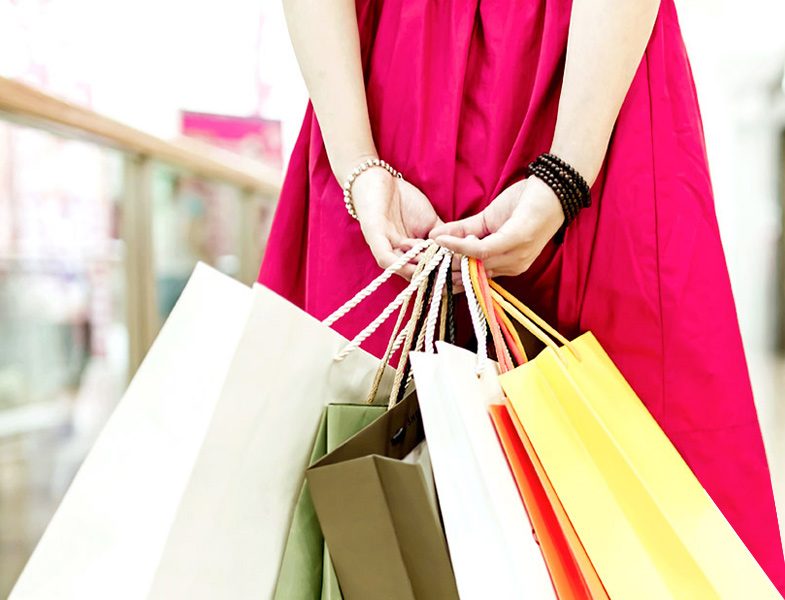 Six items or less - Kıyafet Diyeti ve Alışveriş İsrafı