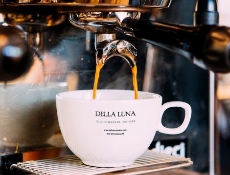 Alkolsüz Mekanlar Yeniköy Della Luna Cafe 