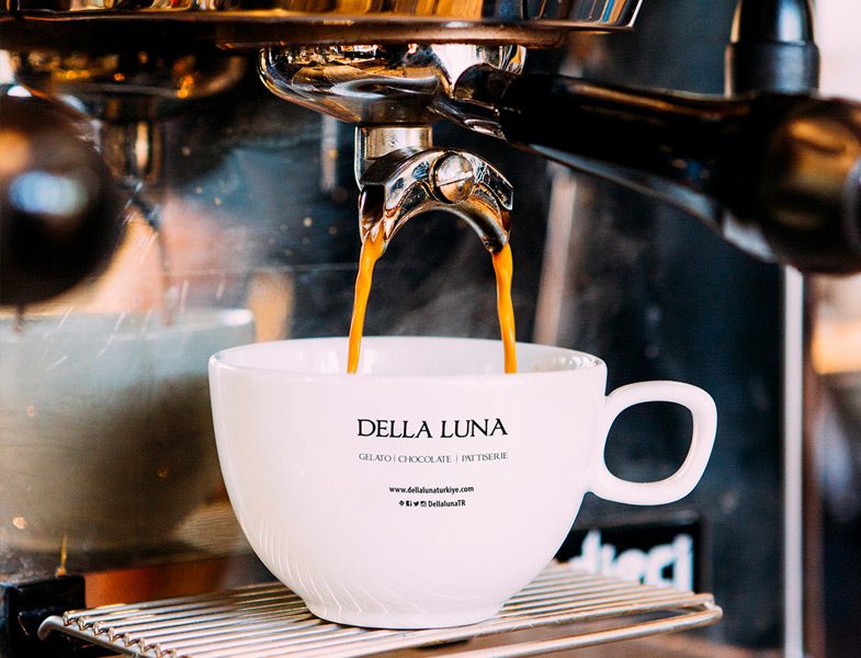 Alkolsüz Mekanlar Yeniköy Della Luna Cafe