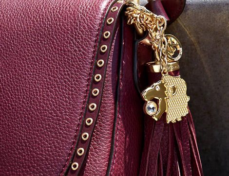 Astroloji Meraklılarına Michael Kors’tan Burç Anahtarlıklar