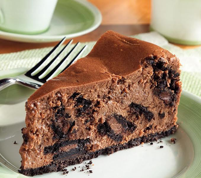Oreo İle Çikolatalı Cheesecake Nasıl Yapılır