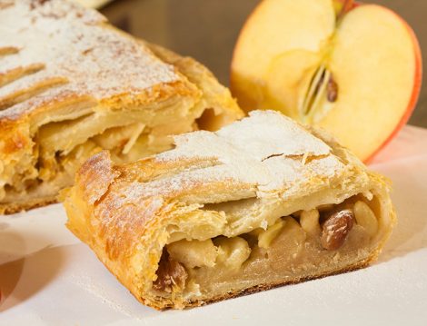 Elmalı Strudel Nasıl Yapılır