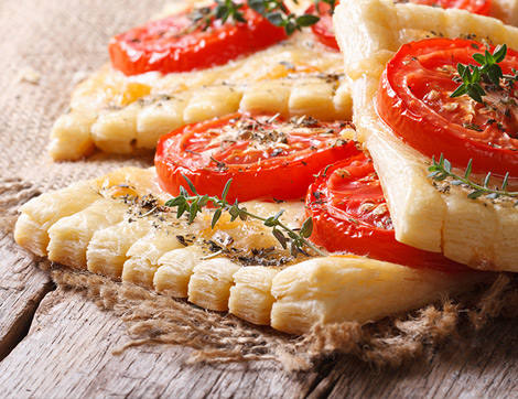 Kahvaltı İçin Farklı Bir Lezzet; Domatesli Turta Tarifi