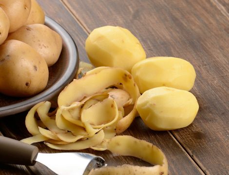 Hardal Soslu Patates Salatası Tarifi