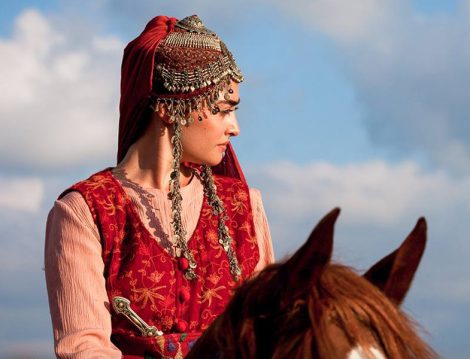 Halime Sultan Kıyafetleri Diriliş Ertuğrul Dizisi 