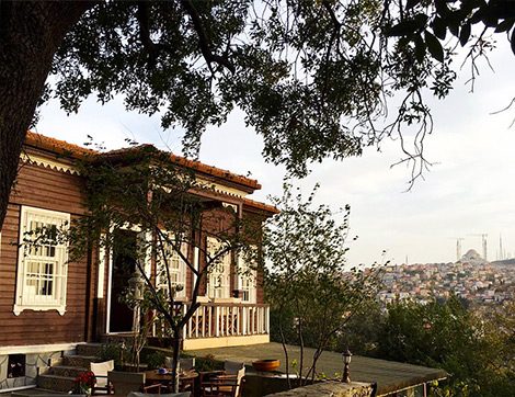 Abdülhamid Han’ın Torunu Nilhan Sultan’ın Çengelköy’deki Huzurlu Mekanı