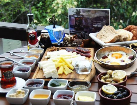 Çengelköy'de Osmanlı Rüzgarları Estiren Nilhan Sultan Köşkü