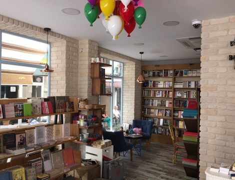 Çengelköy’ün En Yeni Kitap Kafesi Babil Mekan