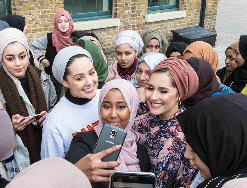 Londra Moda Haftasında Yer Alan Muhafazakar İsimler