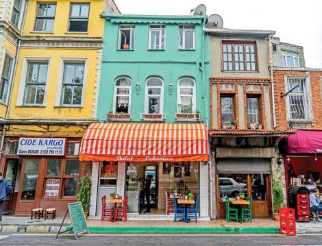 Suret-i Cihan Fotoğraf Sergisi Sanatseverlerle Buluşuyor