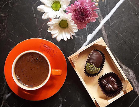 Akaretler’de Kahve ve Çikolata için Mendel’s Coffee & Chocolatier