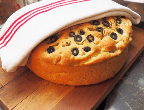 Nefis Zeytinli Kek Tarifi