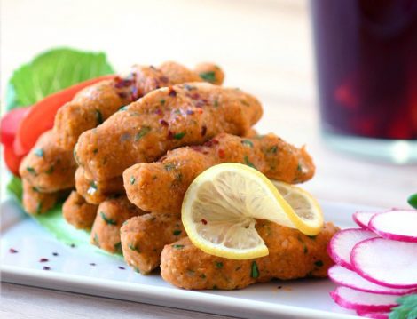 Çay Sofralarına Yakışır Mercimek Köftesi Tarifi