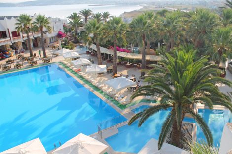Çeşme Muhafazakar Oteller Club Familia